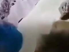 Iraqi cumshot on head of his girlfriend